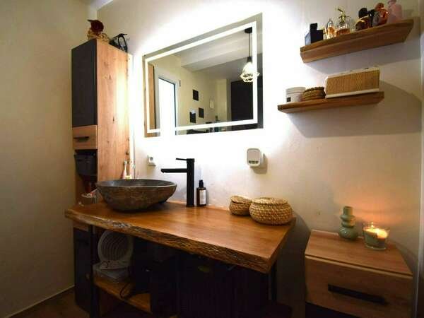 version_600_dsc_1874-1-scaled (1)